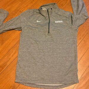 The Nike 1/4 Zip Pacer